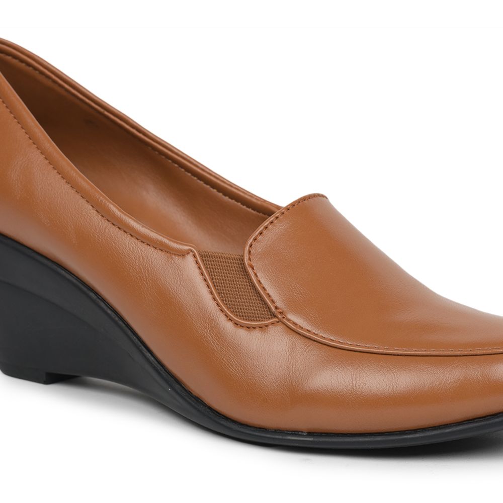 Senorita Formal (Tan) Ballerina Shoes For Ladies GIF-246 By Liberty