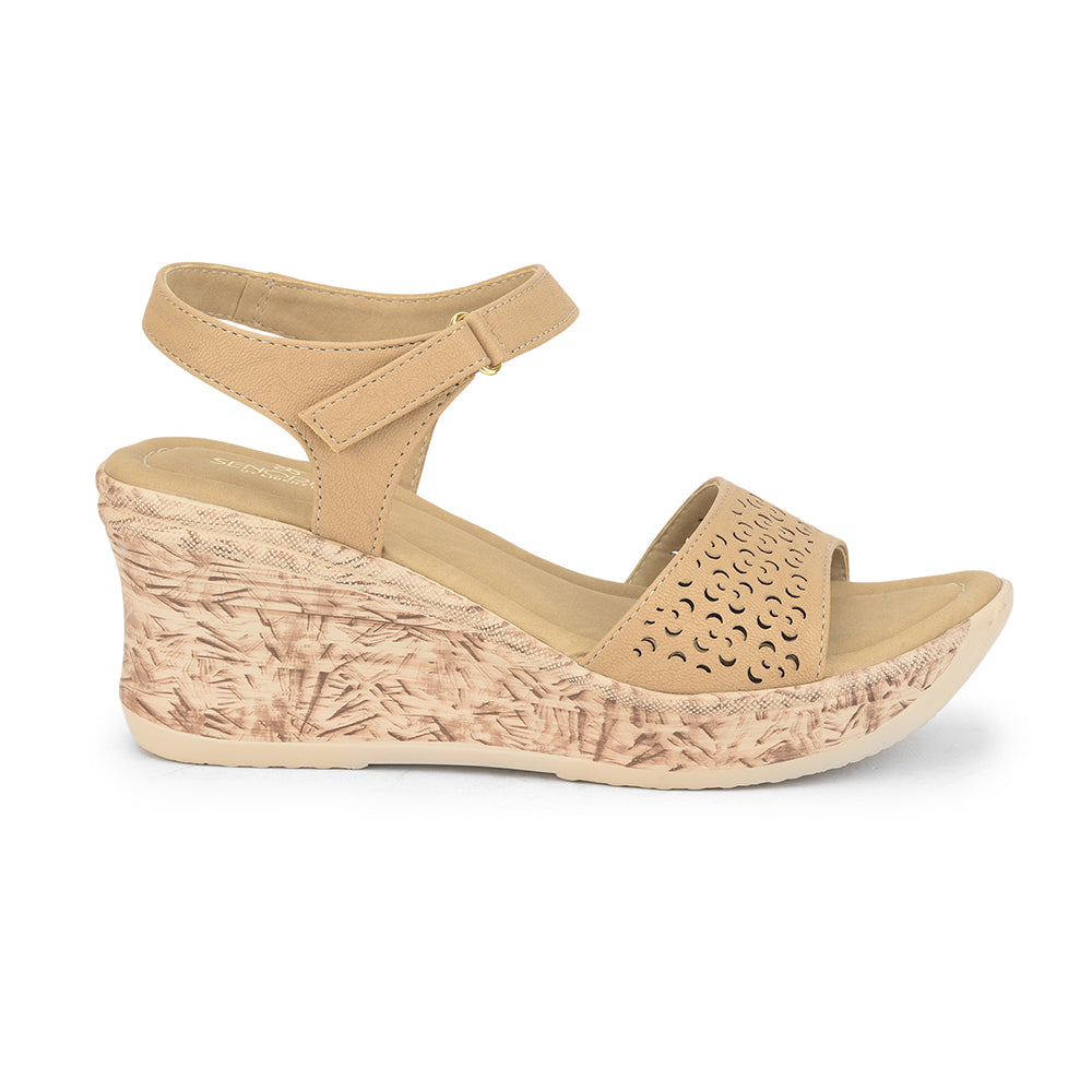 Senorita Casual Sandal For Ladies (Beige) DZL-867 By Liberty