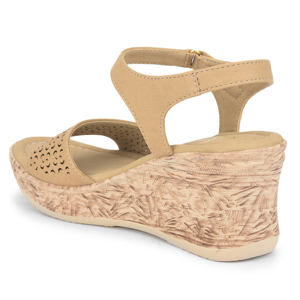 Senorita Casual Sandal For Ladies (Beige) DZL-867 By Liberty