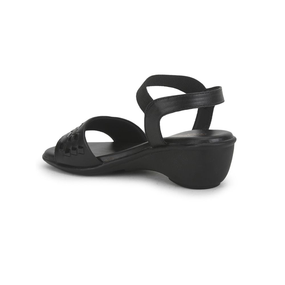 Senorita Ethnic Sandal For Ladies (Black) MDL-8 By Liberty