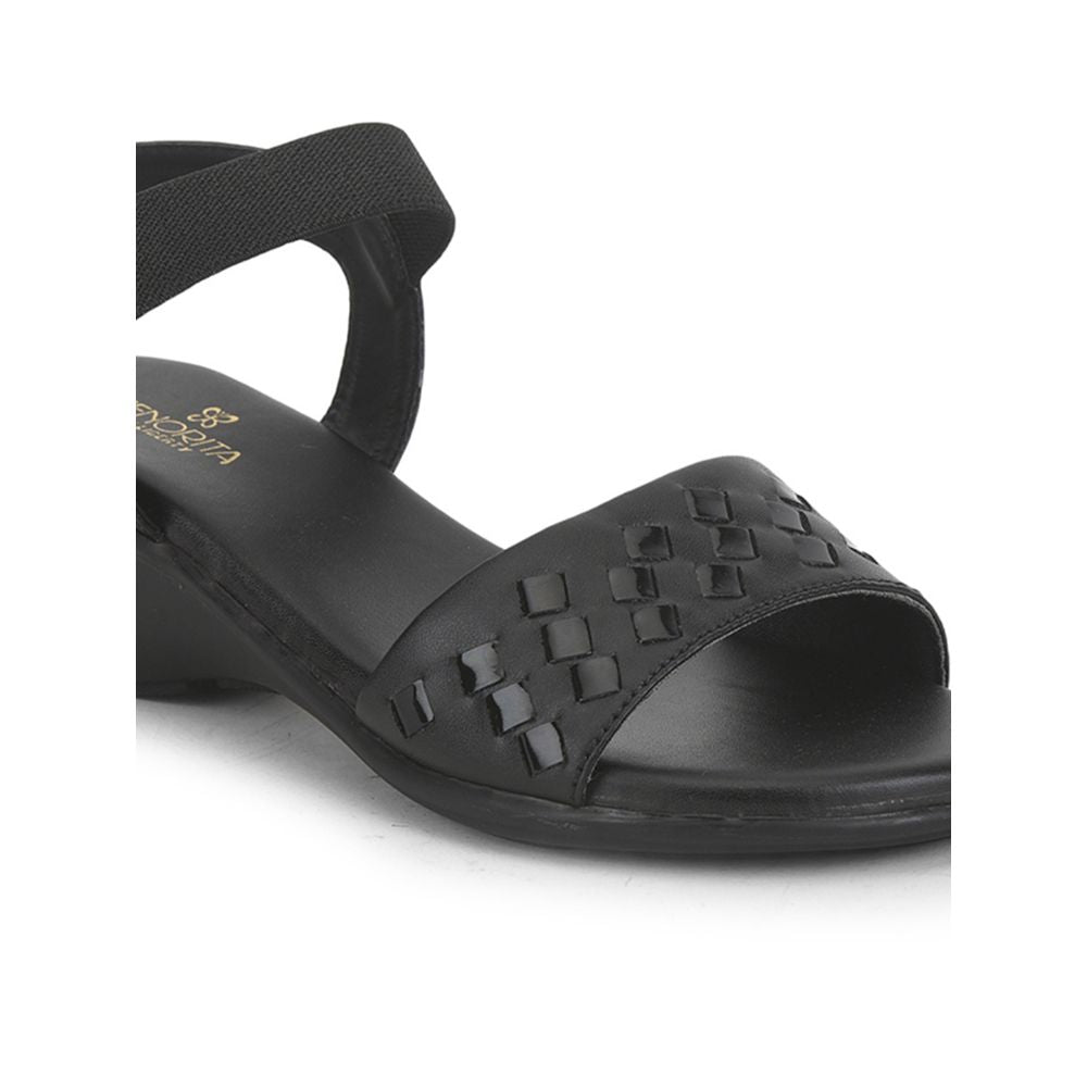 Senorita Ethnic Sandal For Ladies (Black) MDL-8 By Liberty