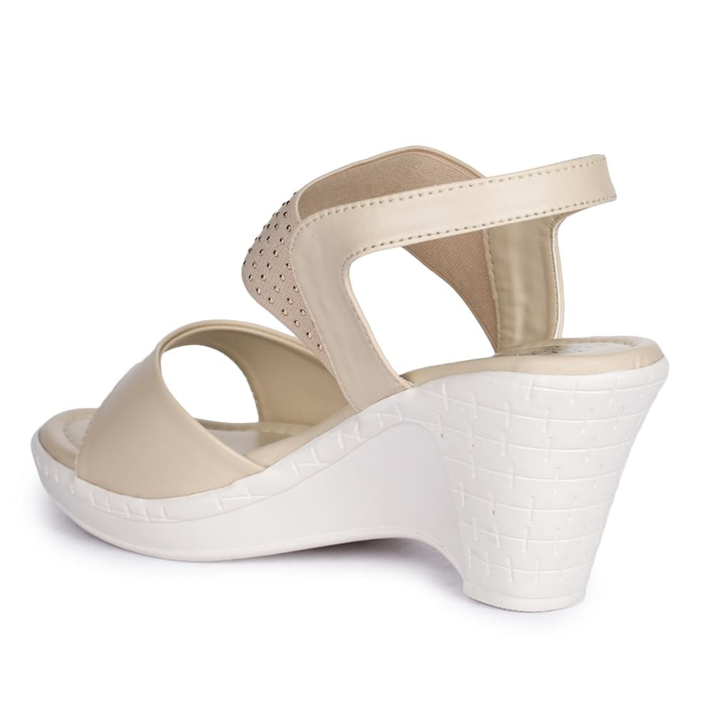 Senorita By Liberty D1-9 Fashion (Cream) Wedges Heel Sandal For Women