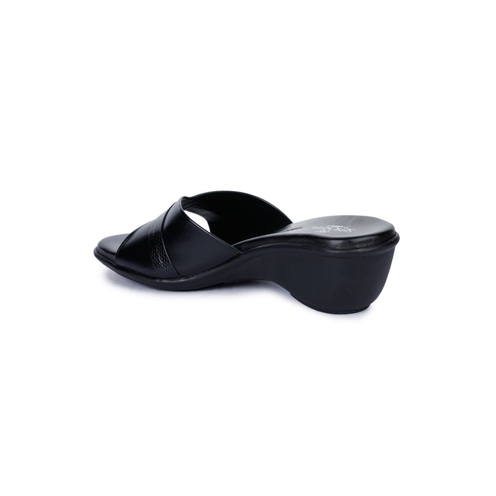 Senorita Comfort (Black) Slippers For Women LT-121 By Liberty