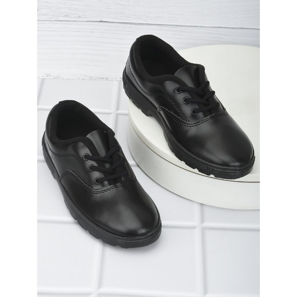 Prefect (Black) Lacing School Shoes For Kids S-BOYEXCEA By Liberty