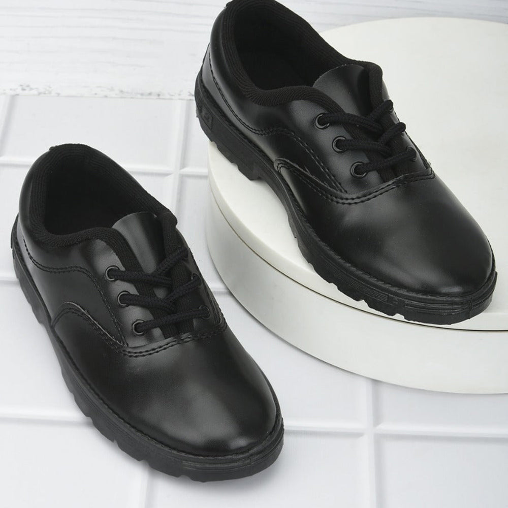 Prefect (Black) Lacing School Shoes For Kids S-BOYEXCEA By Liberty