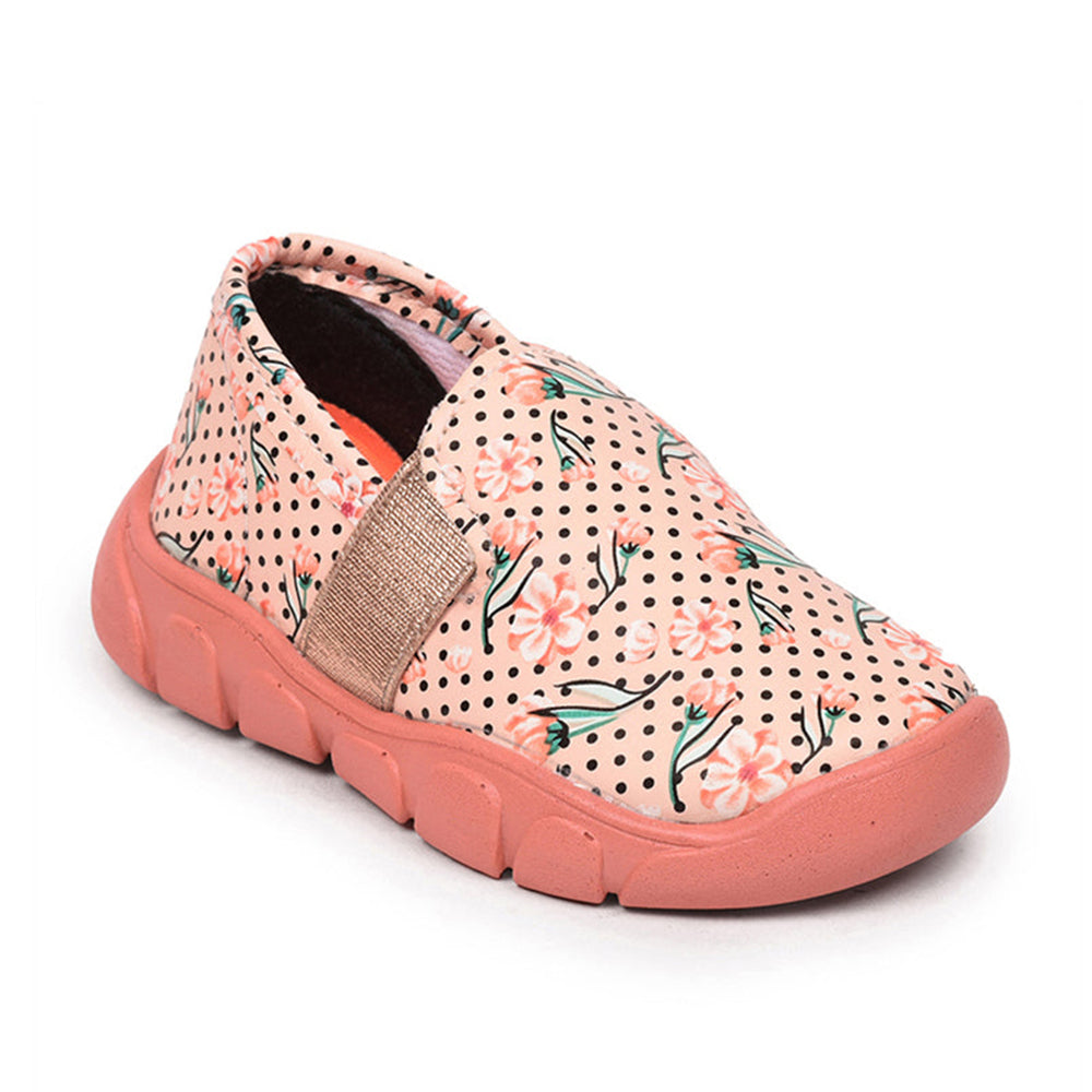 Lucy & Luke (White) Casual Non Lacing Shoes For Kids FLYNN-32 By Liberty